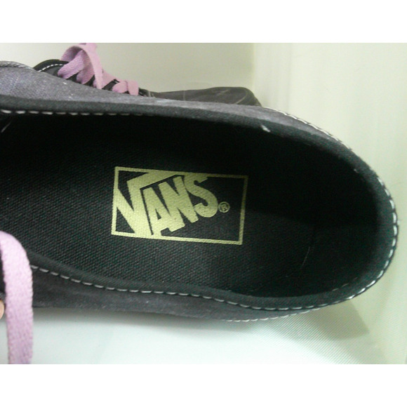 Vans Authentic Canvas Sneaker in Amazing Midnight Shift Black Men's 7 Women's 8 - Picture 2 of 7